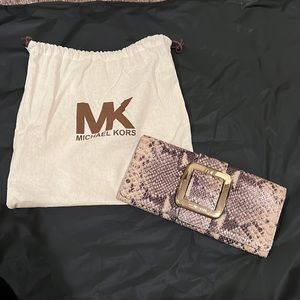 Michael Kors Clutch